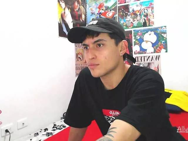 Sweetred11 from BongaCams