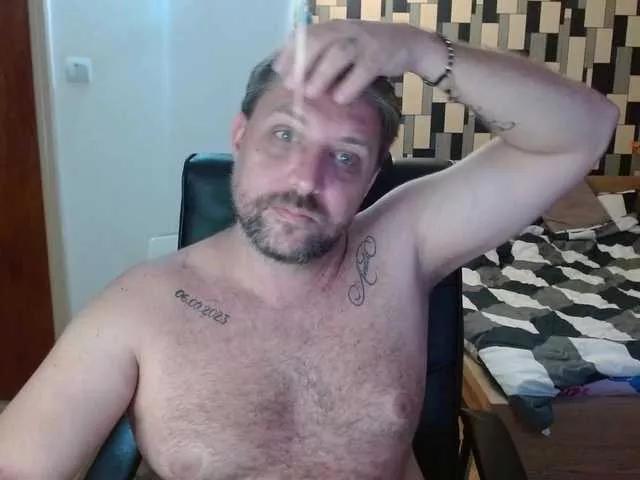 SwitchDomCouple from BongaCams is Freechat