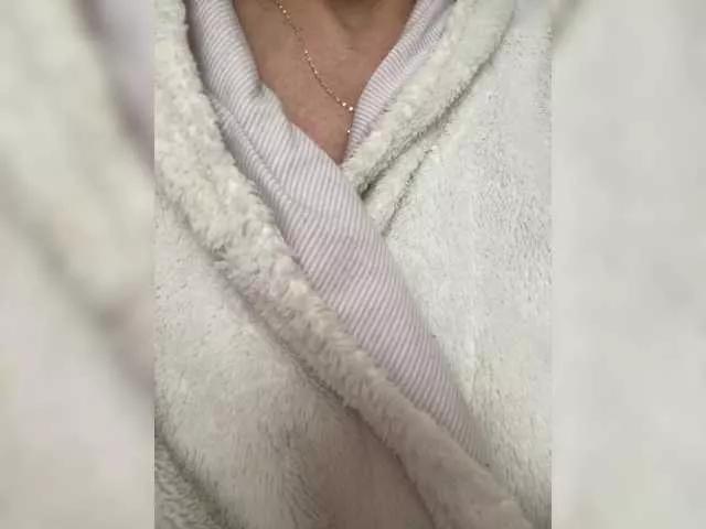 Tata42 from BongaCams