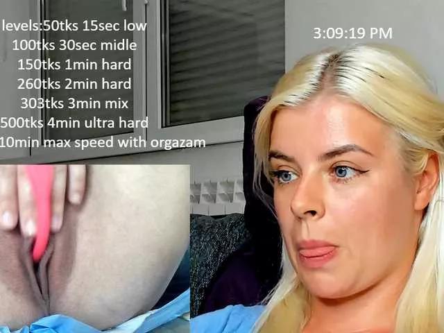 teressaa from BongaCams