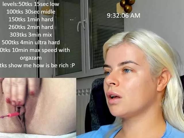 teressaa from BongaCams is Freechat