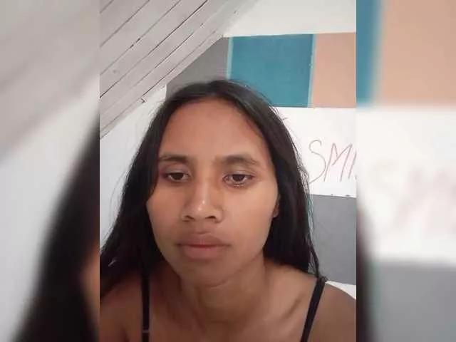 TitiAnnah from BongaCams