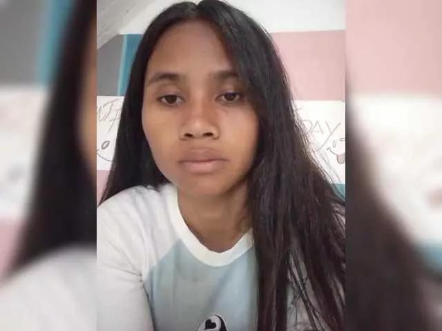 TitiAnnah from BongaCams