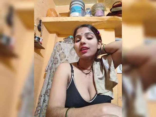 Tunnidelhi from BongaCams