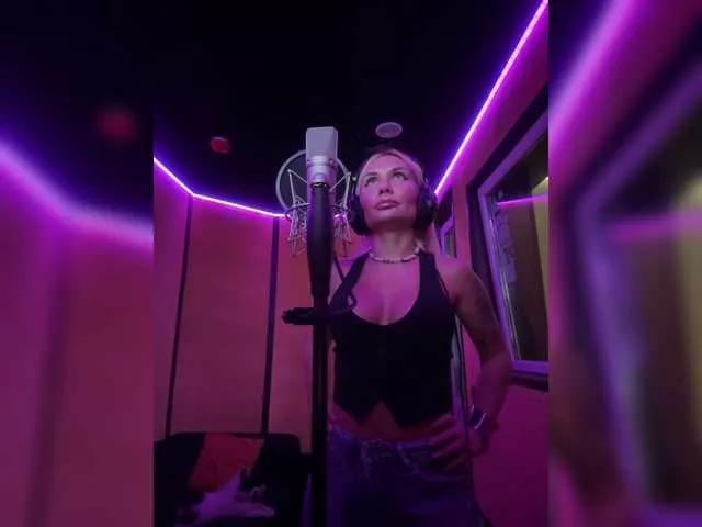 Photos of Tvoyasamka77 from BongaCams is Freechat