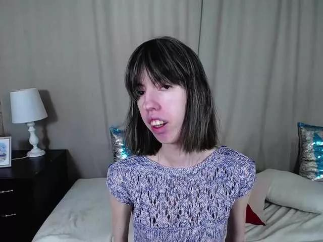 Unusual-G from BongaCams