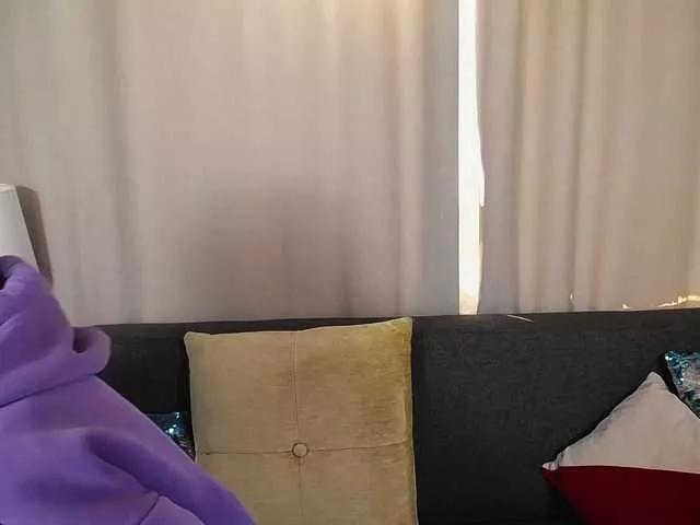 Unusual-G from BongaCams