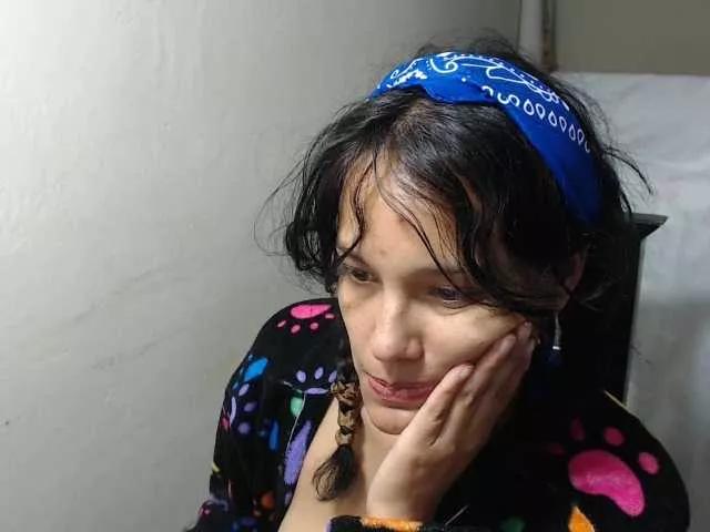 valak133 from BongaCams