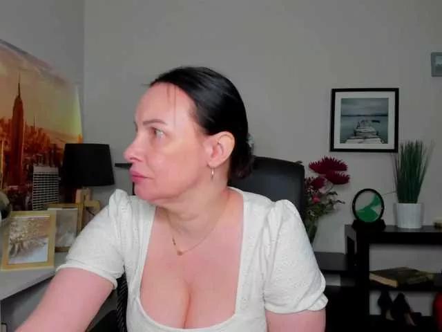 velvetJasmine from BongaCams