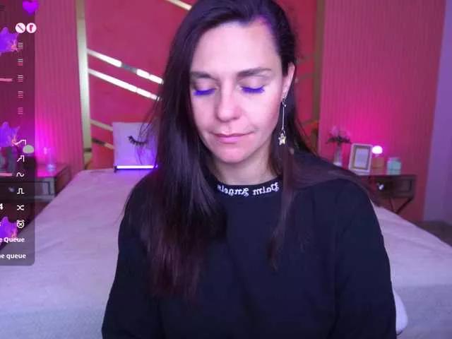 VelvetSun from BongaCams