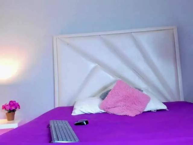 violeta-cruz from BongaCams is Freechat