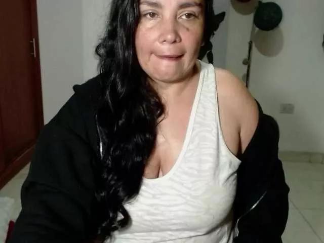 vivian-milf-paint from BongaCams is Freechat