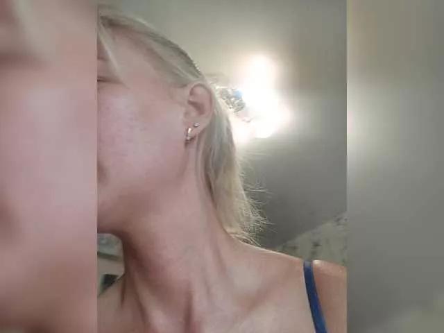 xXx-Passion-xXx from BongaCams