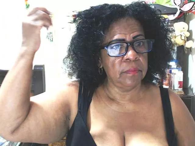 Yayishotsexyw from BongaCams