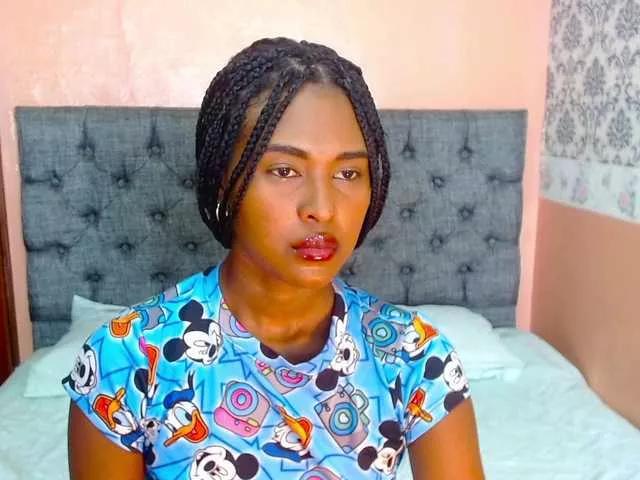 YessicaCruz from BongaCams