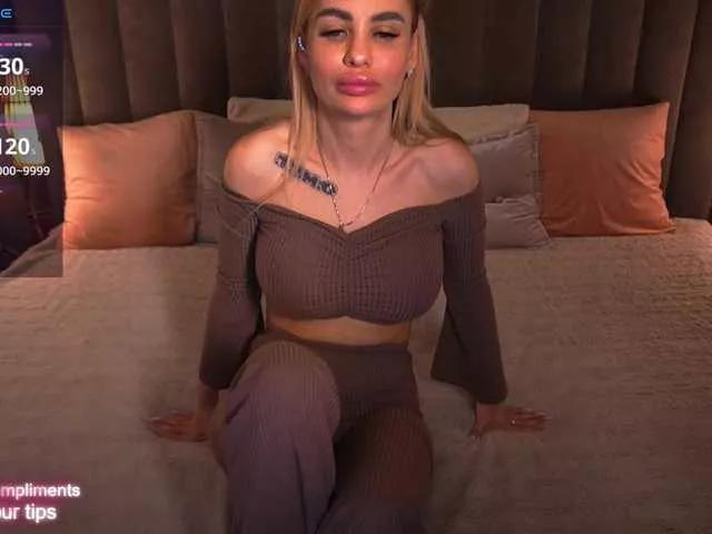 Photos of YourMillsy from BongaCams is Freechat
