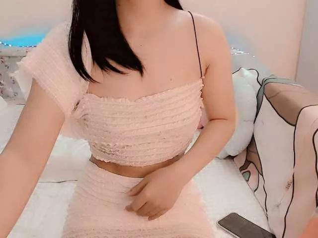 Yuichan webcams show profile image 