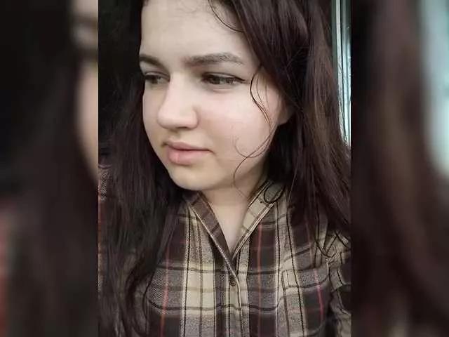 Yulua1285 from BongaCams
