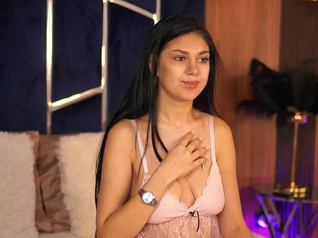 ZaraCapri from BongaCams