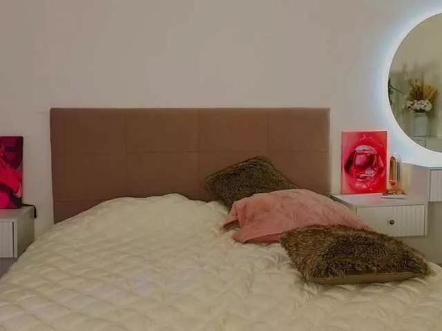 zennda from BongaCams