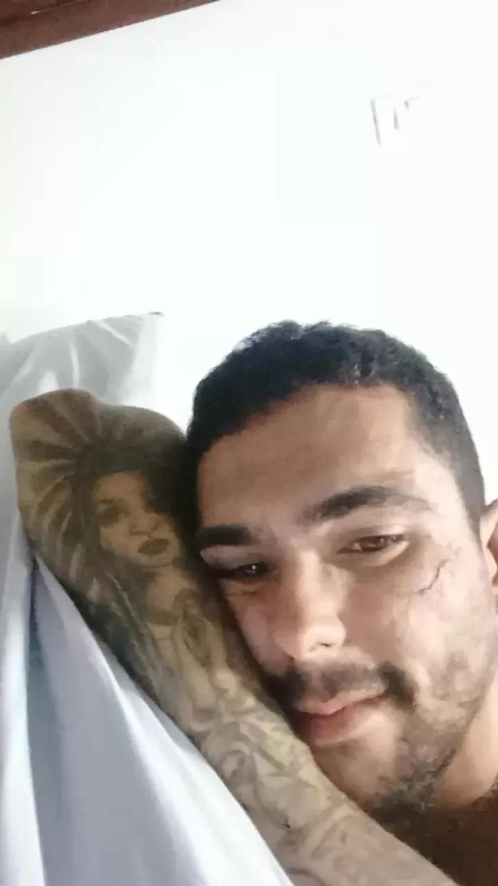 AbrahaoLutador from Cam4