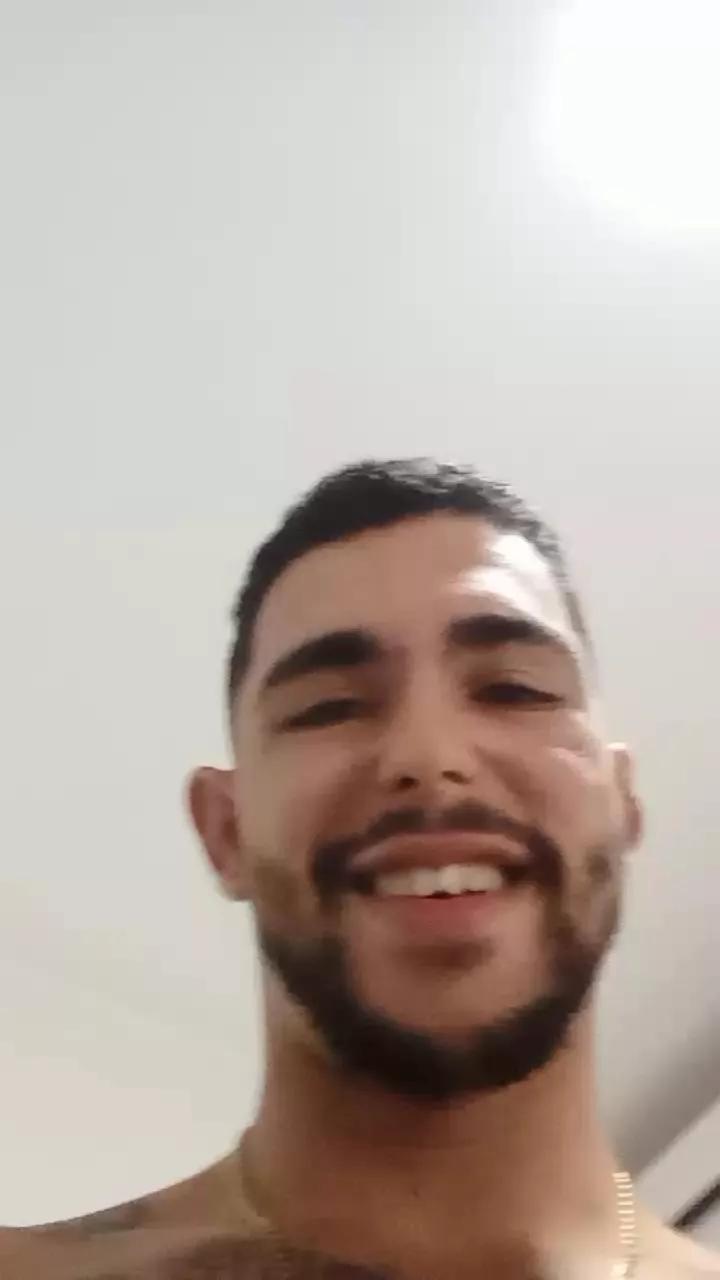 AbrahaoLutador from Cam4