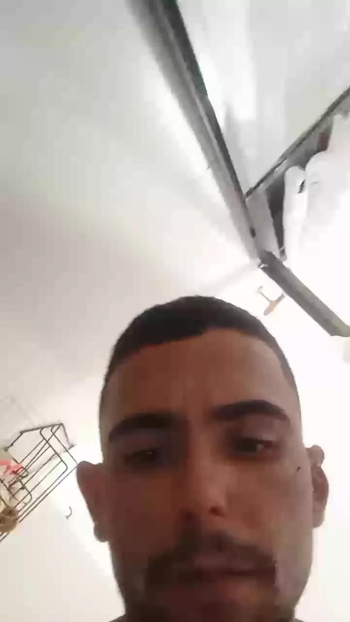AbrahaoLutador from Cam4