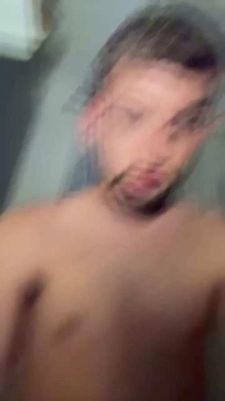 Adriruiizz webcams show profile image 
