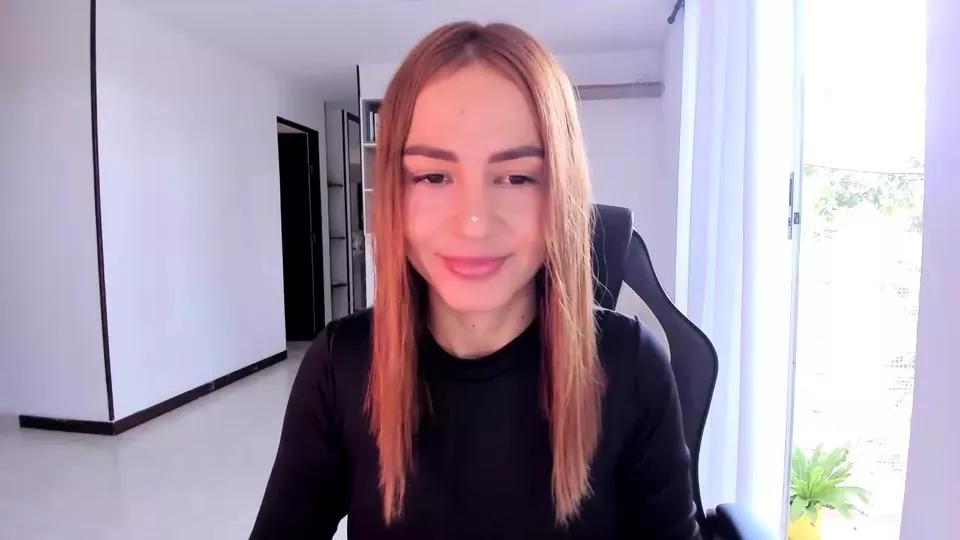 AmelieSweet webcams show profile image 