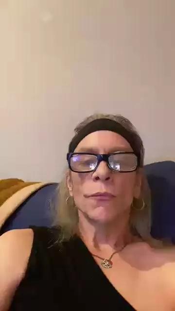 ANG3LFUC webcams show profile image 