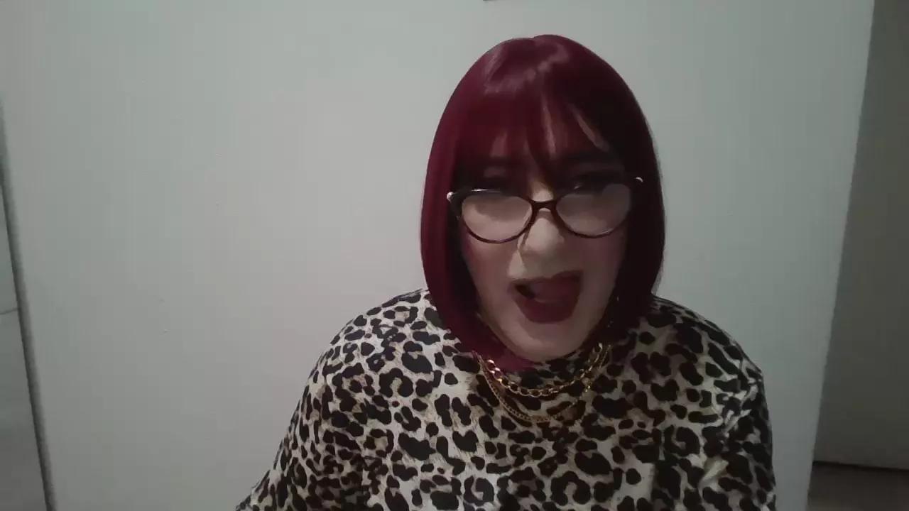 AnnaTravhot from Cam4