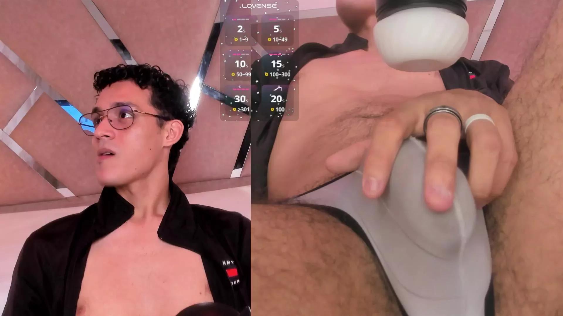 Photos of AxelFoul_ from Cam4 is Freechat
