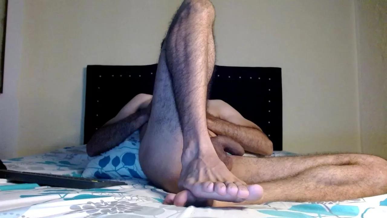 Bear_97x webcams show profile image 