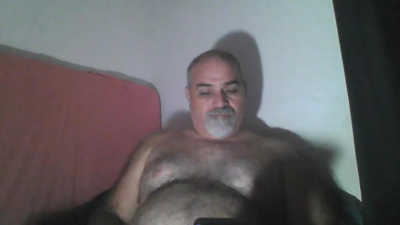 Bearoliverpcd webcams show profile image 