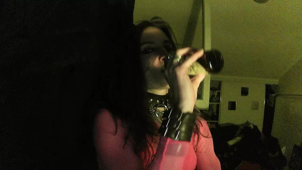 BerzerkDoll webcams show profile image 