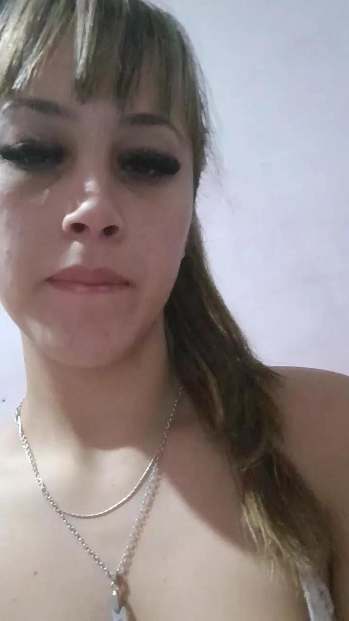 Photos of brihot4 from Cam4 is Freechat