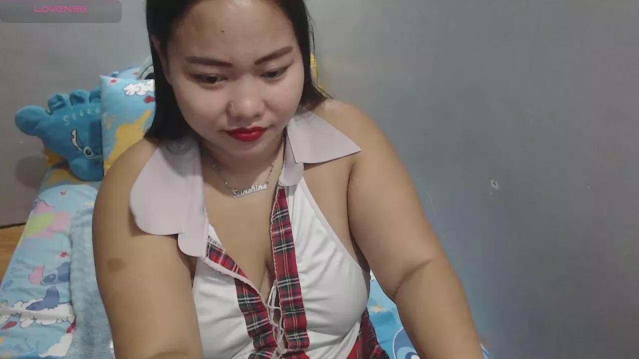 BubbleButtPinay from Cam4