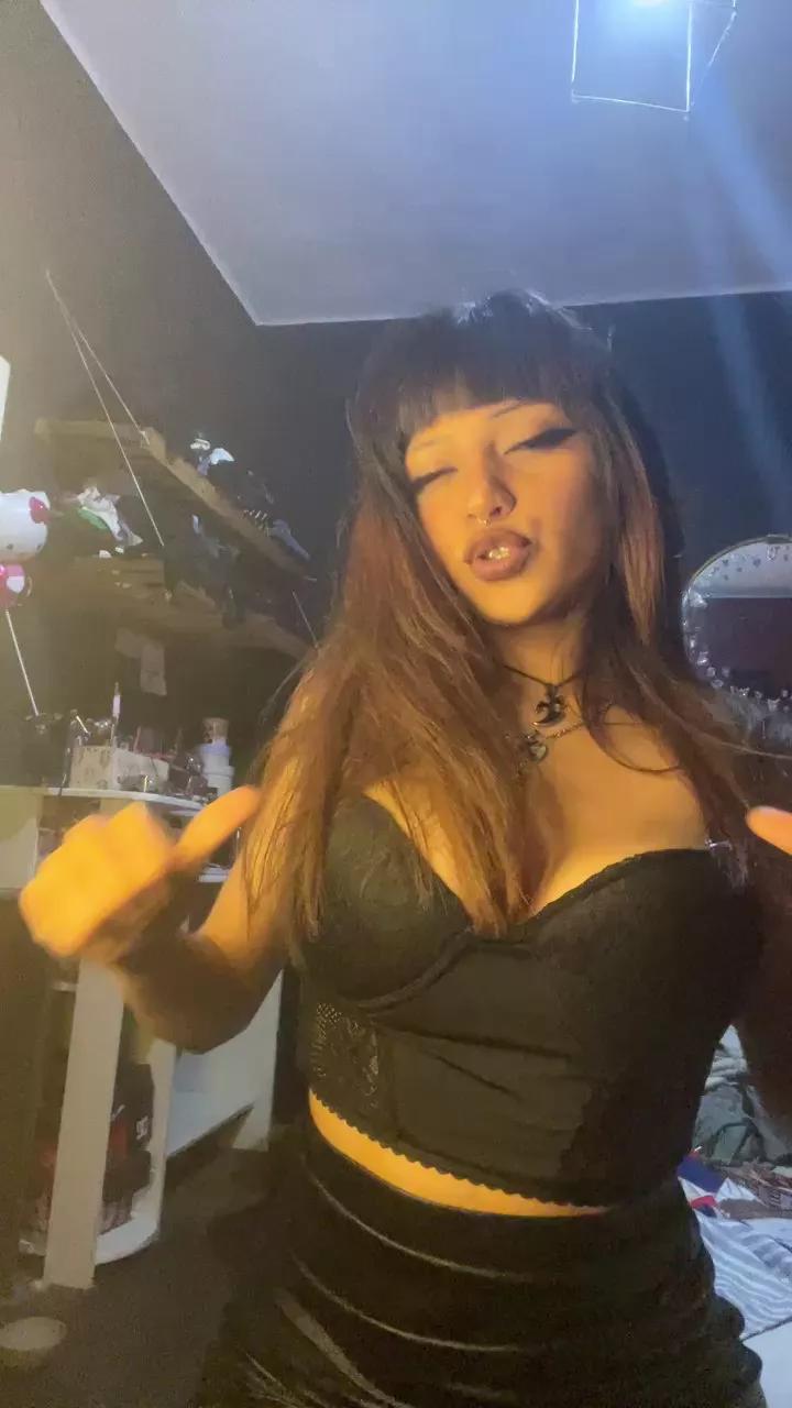 Photos of coke1nkitty from Cam4 is Freechat