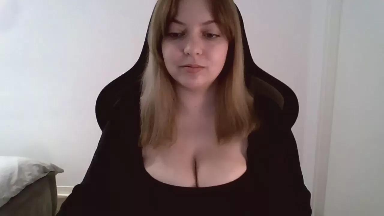 CynthiaKiss webcams show profile image 