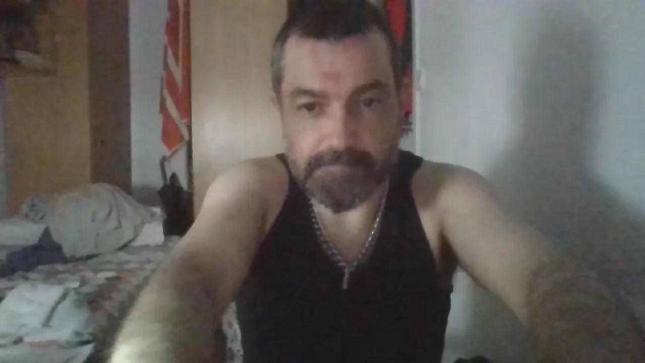 Daddybearmadri5 webcams show profile image 