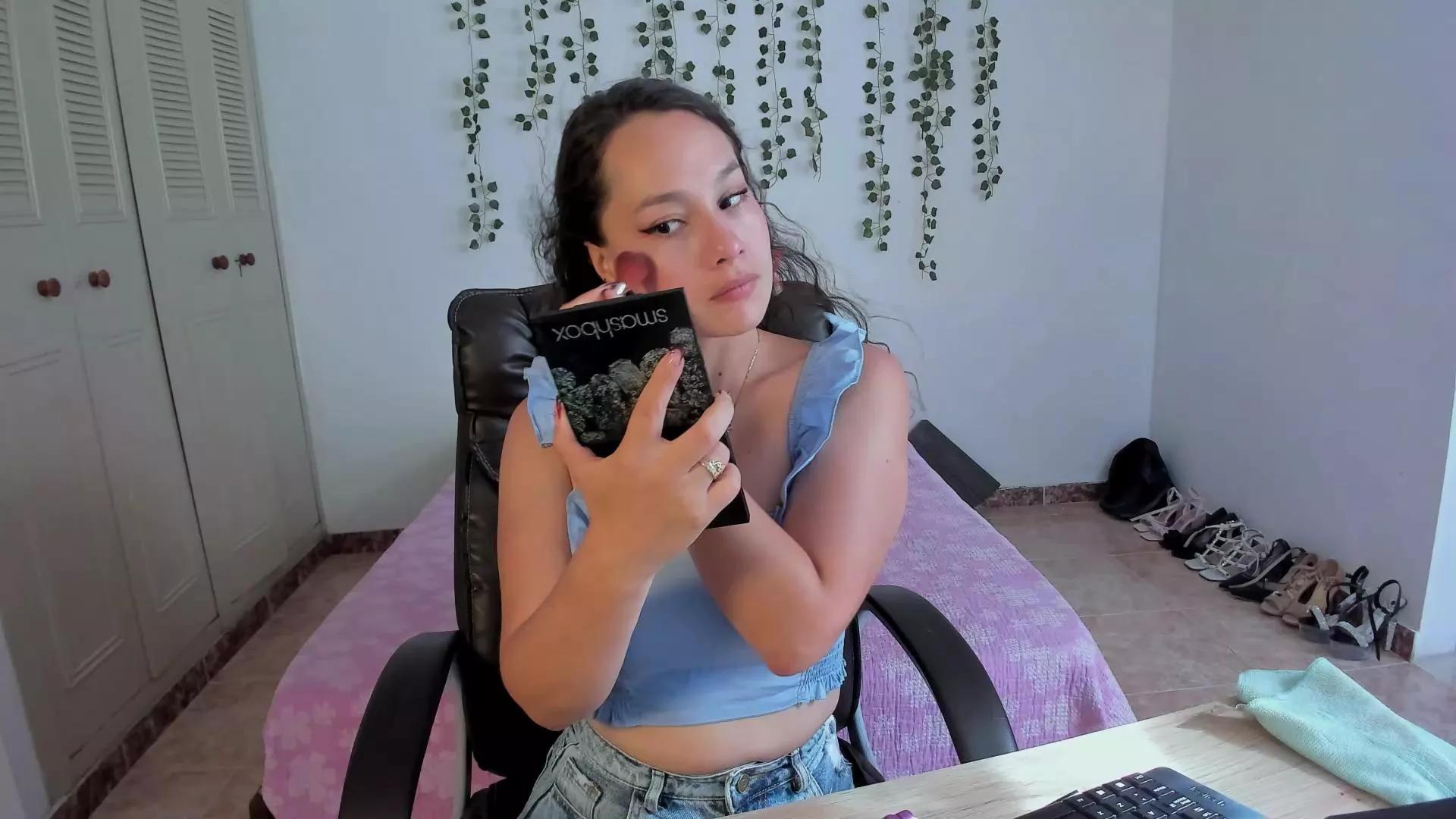 EmmaTorres9 from Cam4