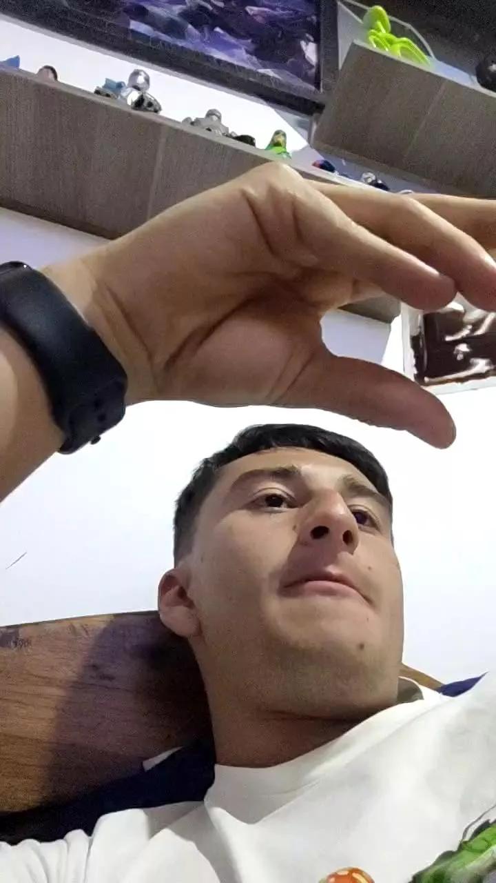 Esteban19PG from Cam4