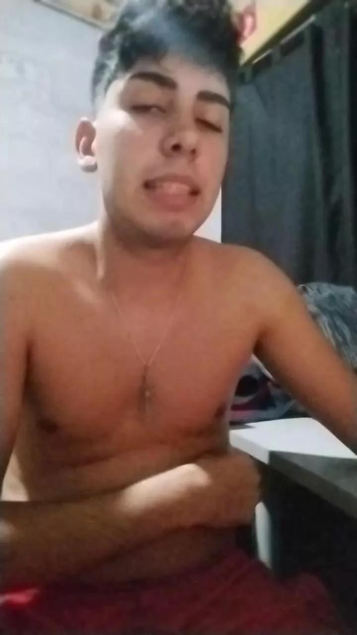Grossofy webcams show profile image 