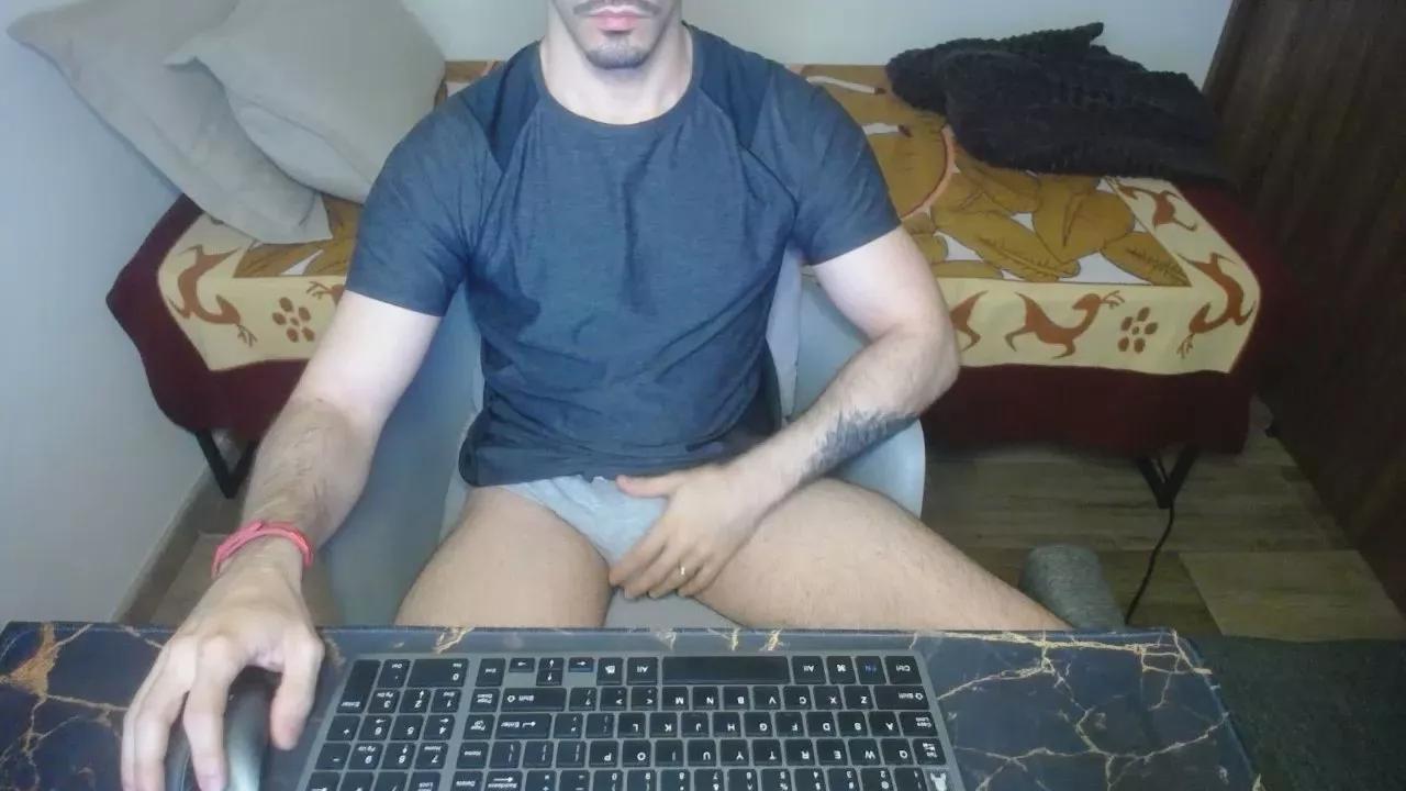 Lealboy from Cam4