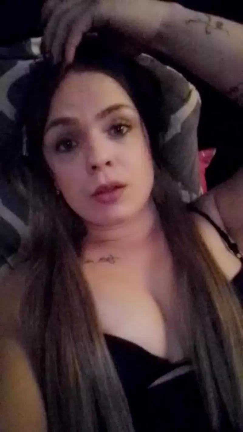 LoiraTflex webcams show profile image 