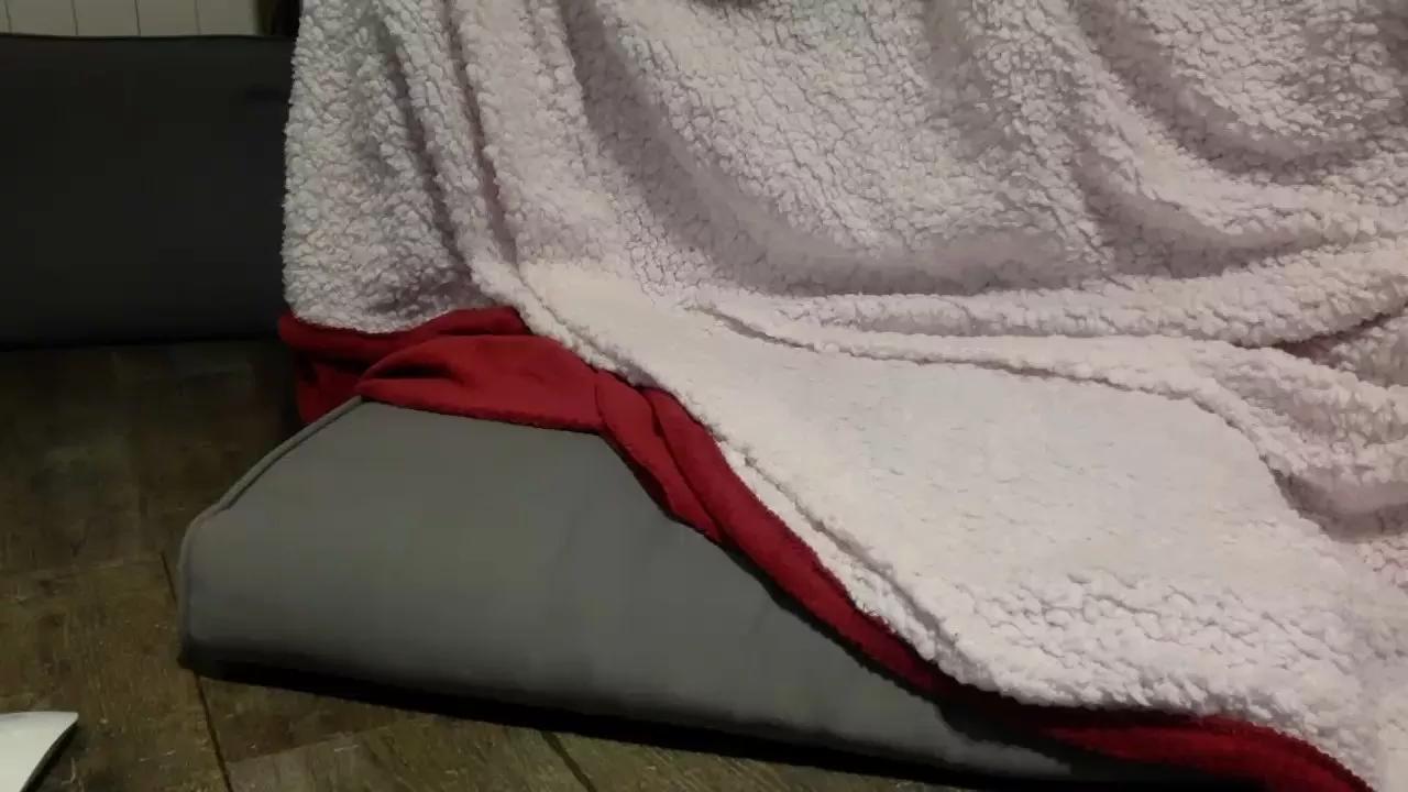 LuluFr webcams show profile image 