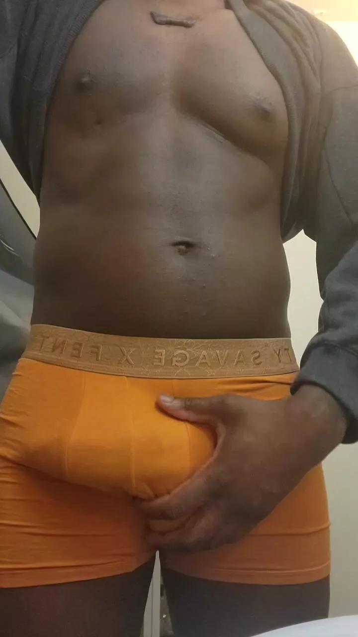 Mrcoquin88 webcams show profile image 