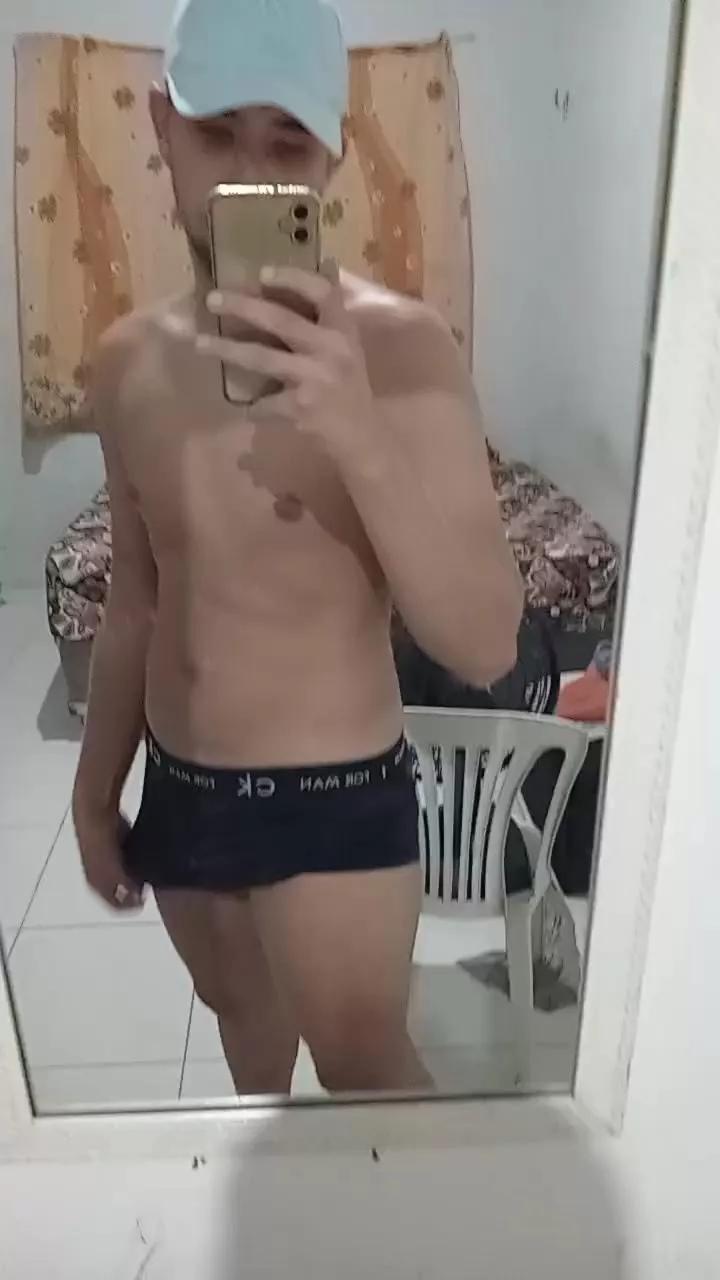 Ogrande20 webcams show profile image 