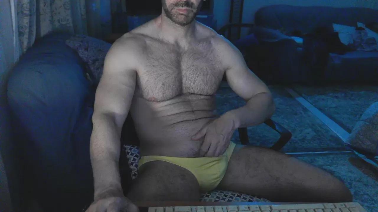 Olmo_hot from Cam4