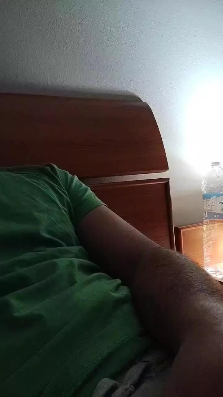 pippo405 from Cam4